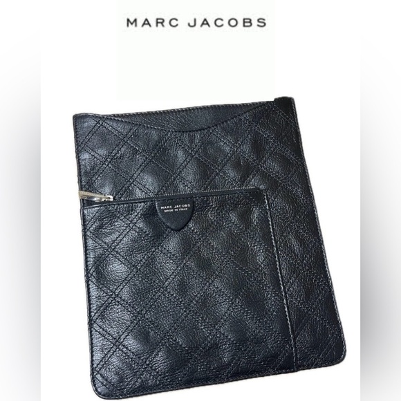 HP🎉Marc Jacobs Quilted iPad Tablet Blk Leather Case Zipper pouch on front - Picture 15 of 15